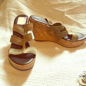 NEW! Italian Shoemakers Wedges!
